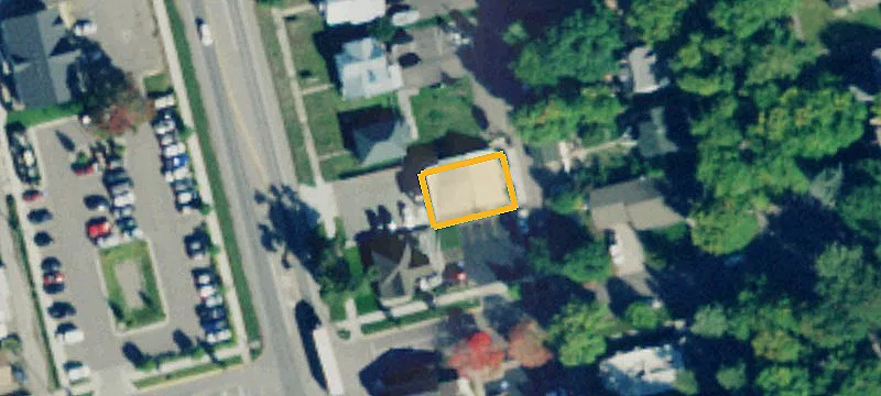 1131 Main St
