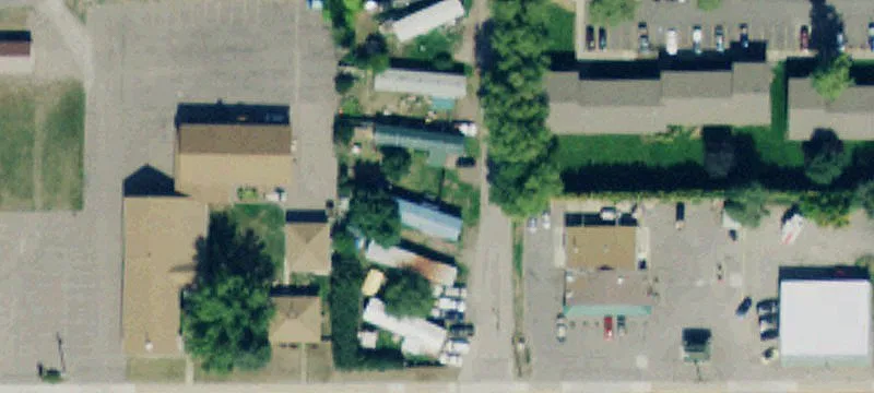 809 9th W St