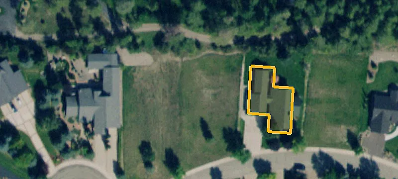 221 Harbor Dr