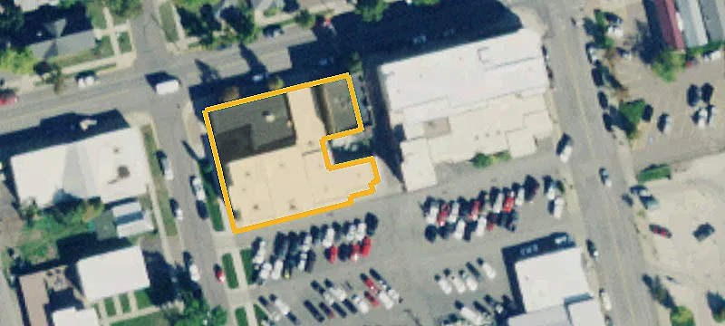 228 2nd W St