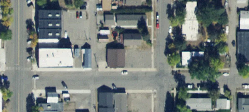 16 Cedar St