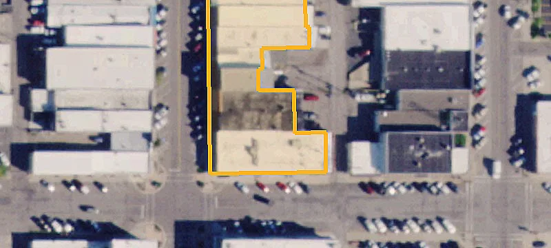221 Main St