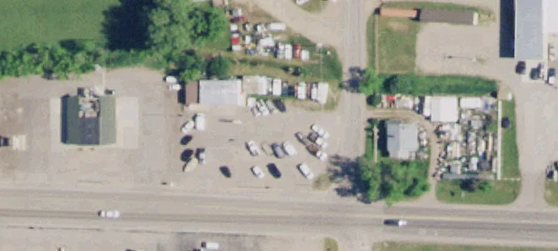 640 Main St