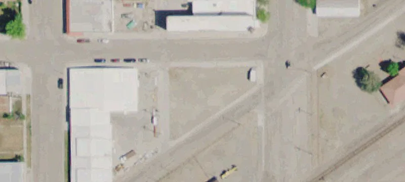 124 Ctr Ave
