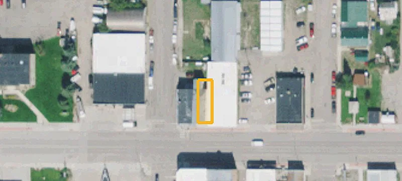 13 Main St