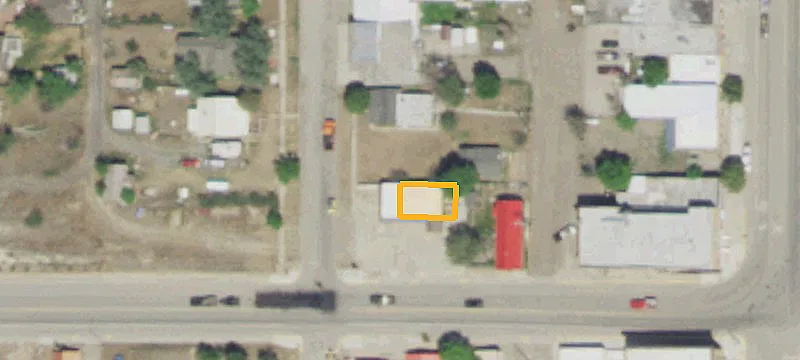 25 1st W Ave