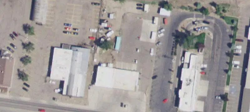409 1st W St