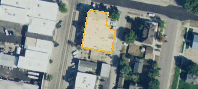 306 Main St