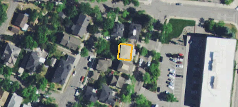 40 Benton Ave