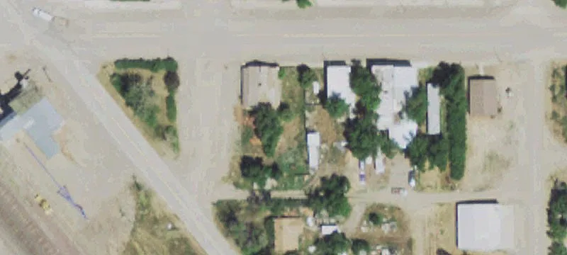 206 Central E Ave
