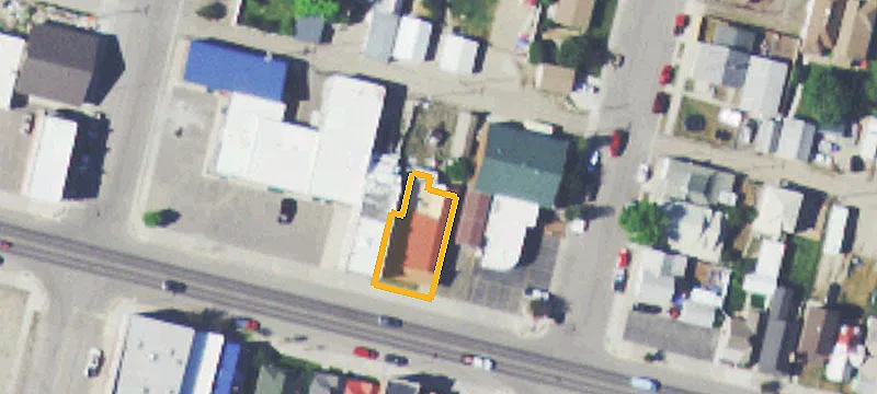 618 Park Ave