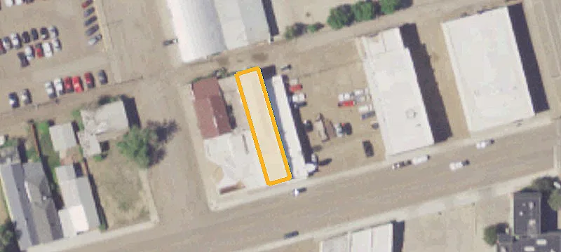 324 Main St