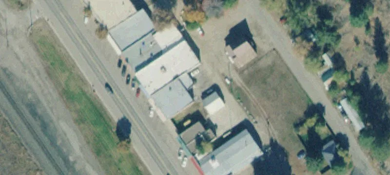 214 Railroad Ave