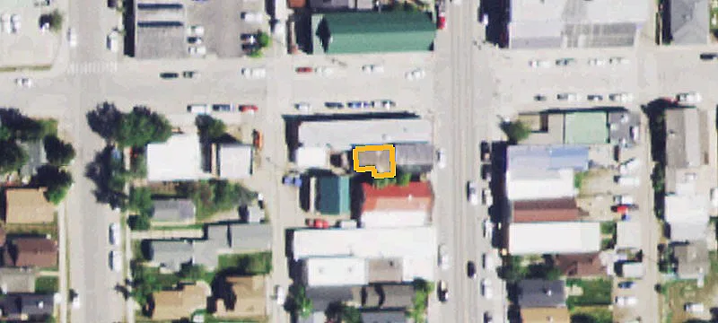 203 Broadway Ave