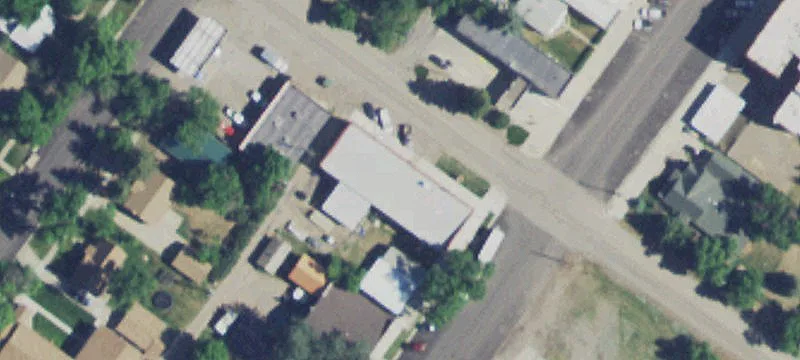 1220 Frnt St