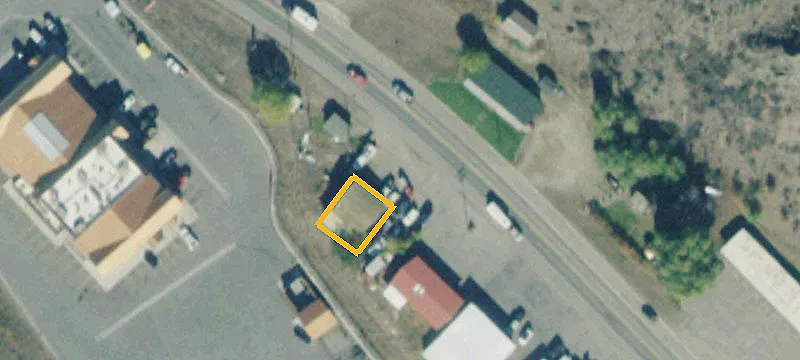 329 Railroad Ave