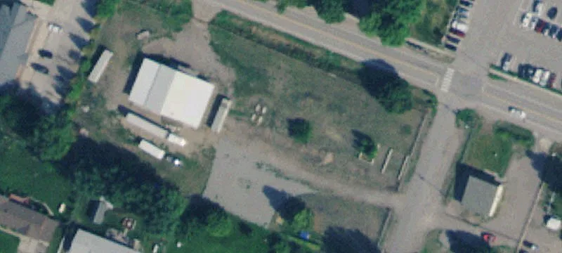 209 Railroad Ave