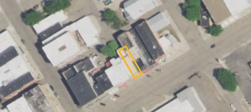 955 Main St