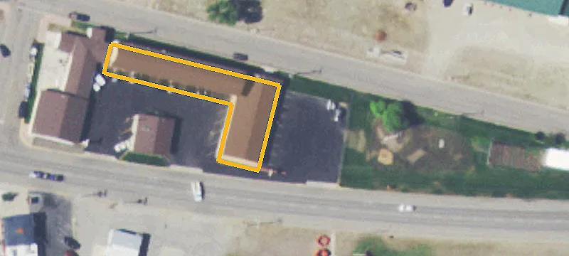 1600 Commercial Ave