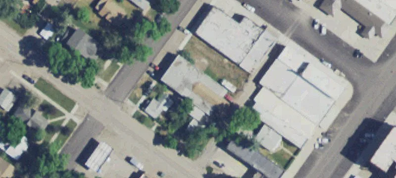 1307 Main St