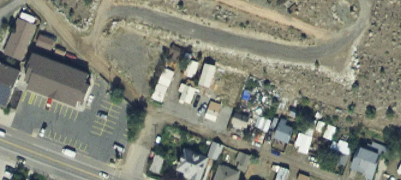 318 5th W St