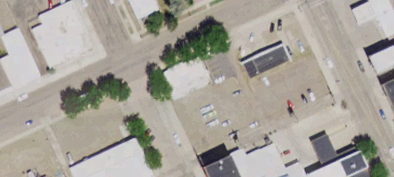 602 Pleasant St