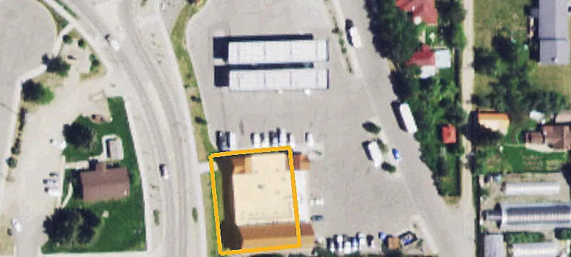 710 Broadway Ave