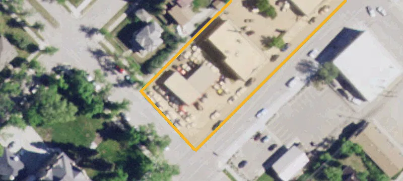 624 Main St