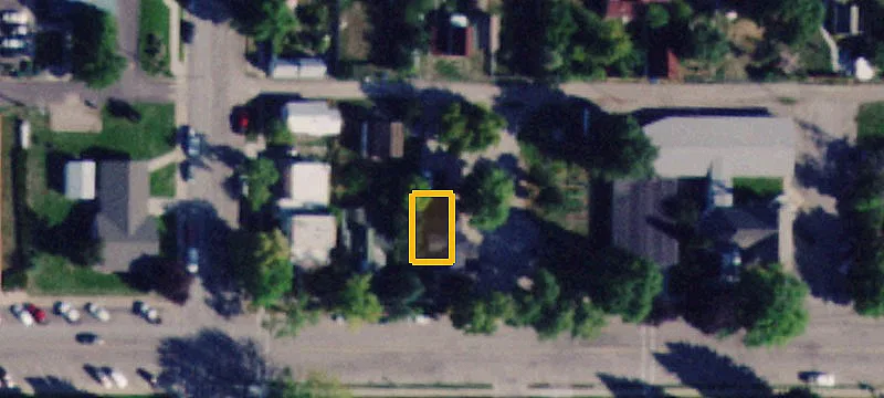 205 4th E Ave