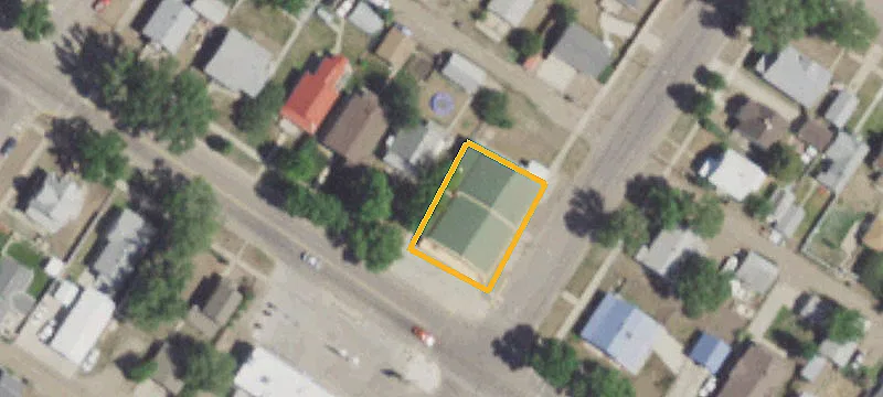 323 Barry St