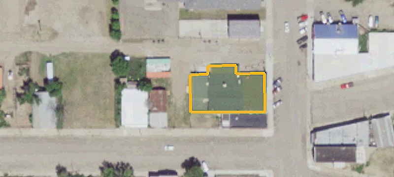 206 2nd W Ave