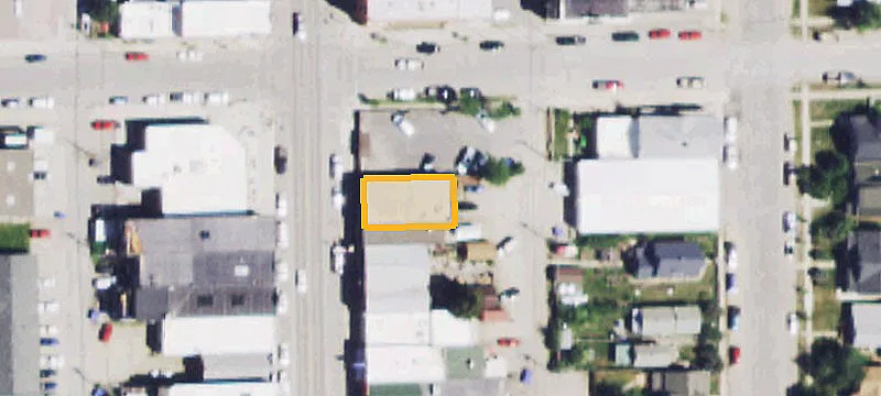 6 Broadway Ave