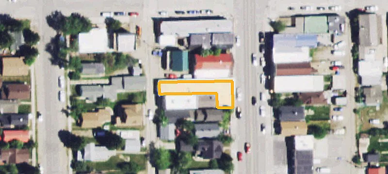 209 Broadway Ave
