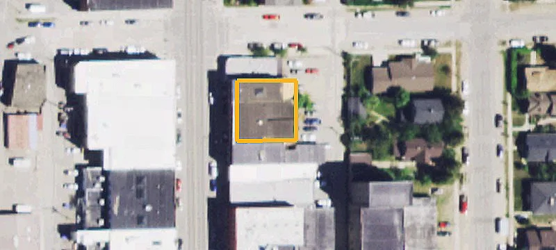 18 Broadway Ave