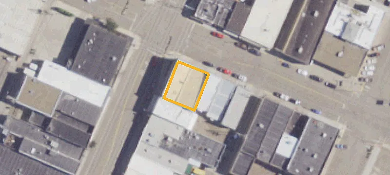 101 Main St