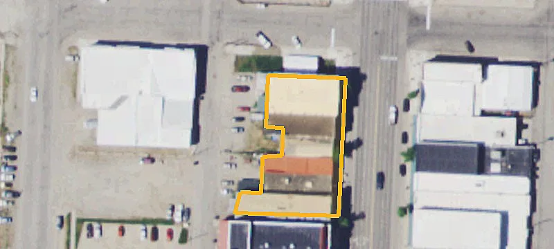 406 Main St