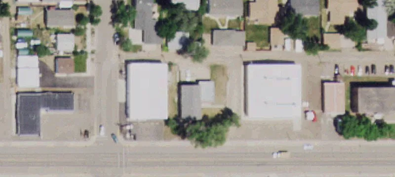 2607 Main St