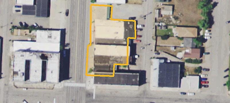 321 Main St
