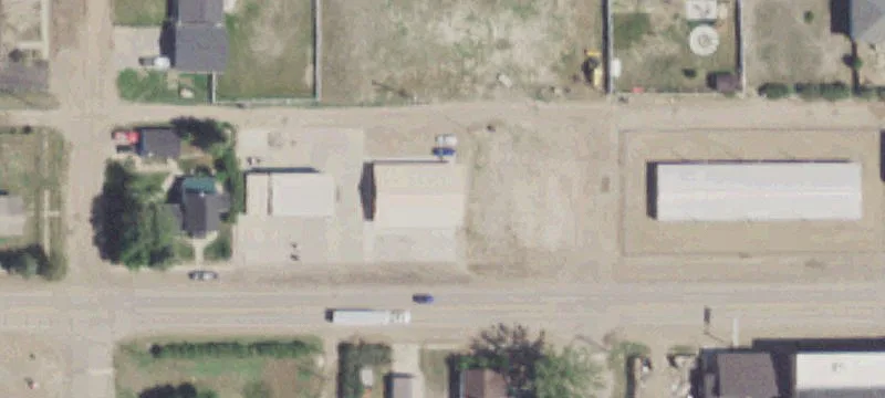 218 6th W St
