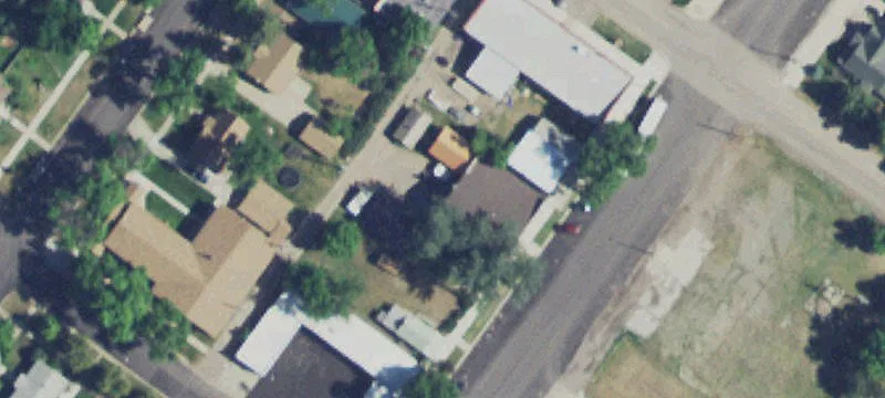 1212 Frnt St