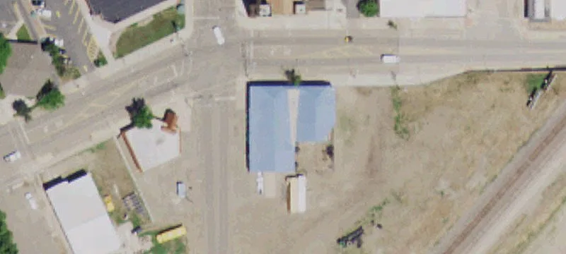1404 Main St