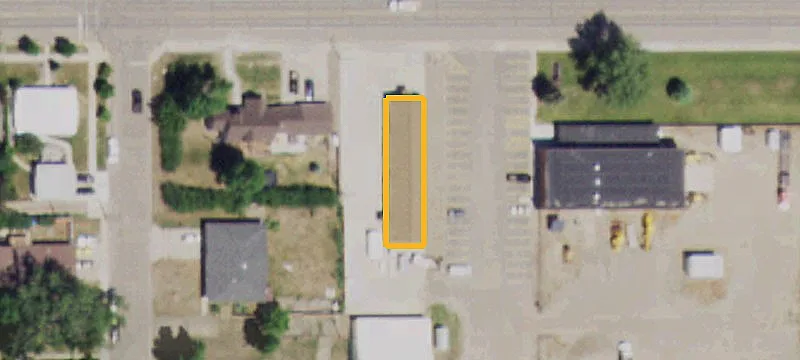 2404 Main St