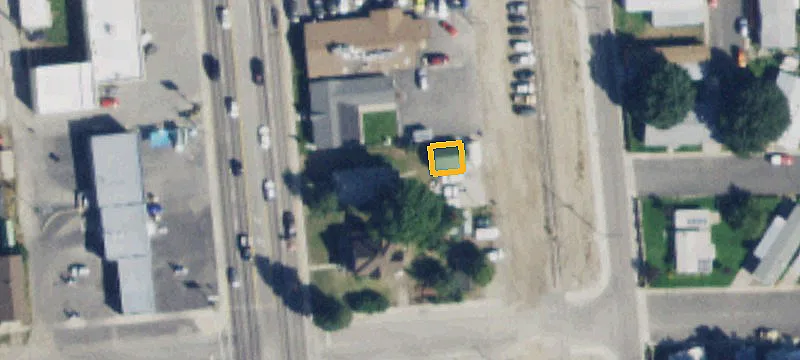 520 1st St