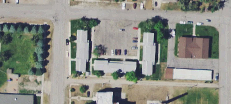 700 Montana Ave