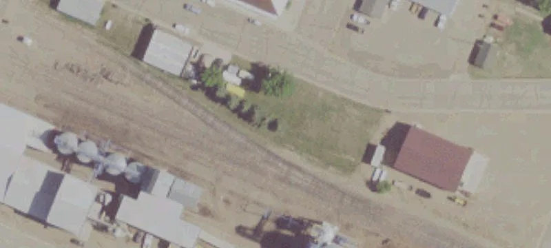 112 Railroad Ave