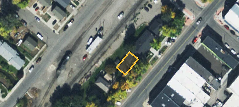 500 Railroad Ave