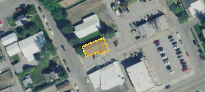 124 Cedar St