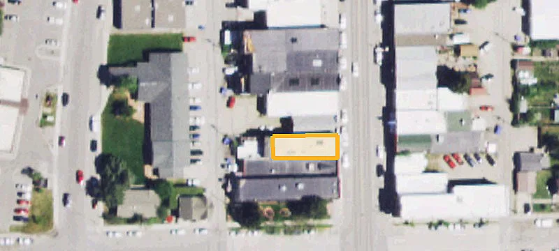 15 Broadway Ave