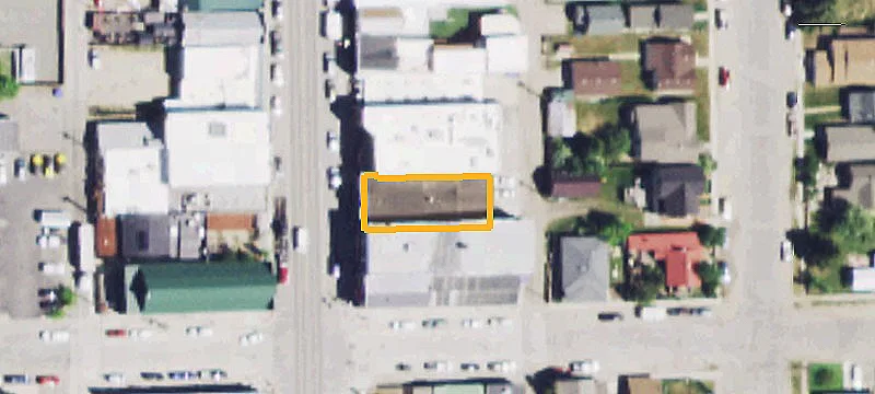 118 Broadway Ave