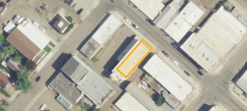 18 Main St